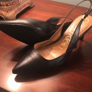 Ladies sling back Calvin Kline heels, like new.